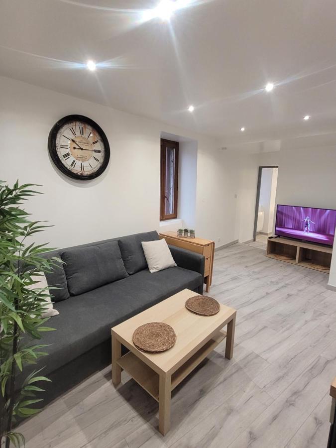 Le Provencal Apartment Saint-Mitre-les-Remparts ภายนอก รูปภาพ